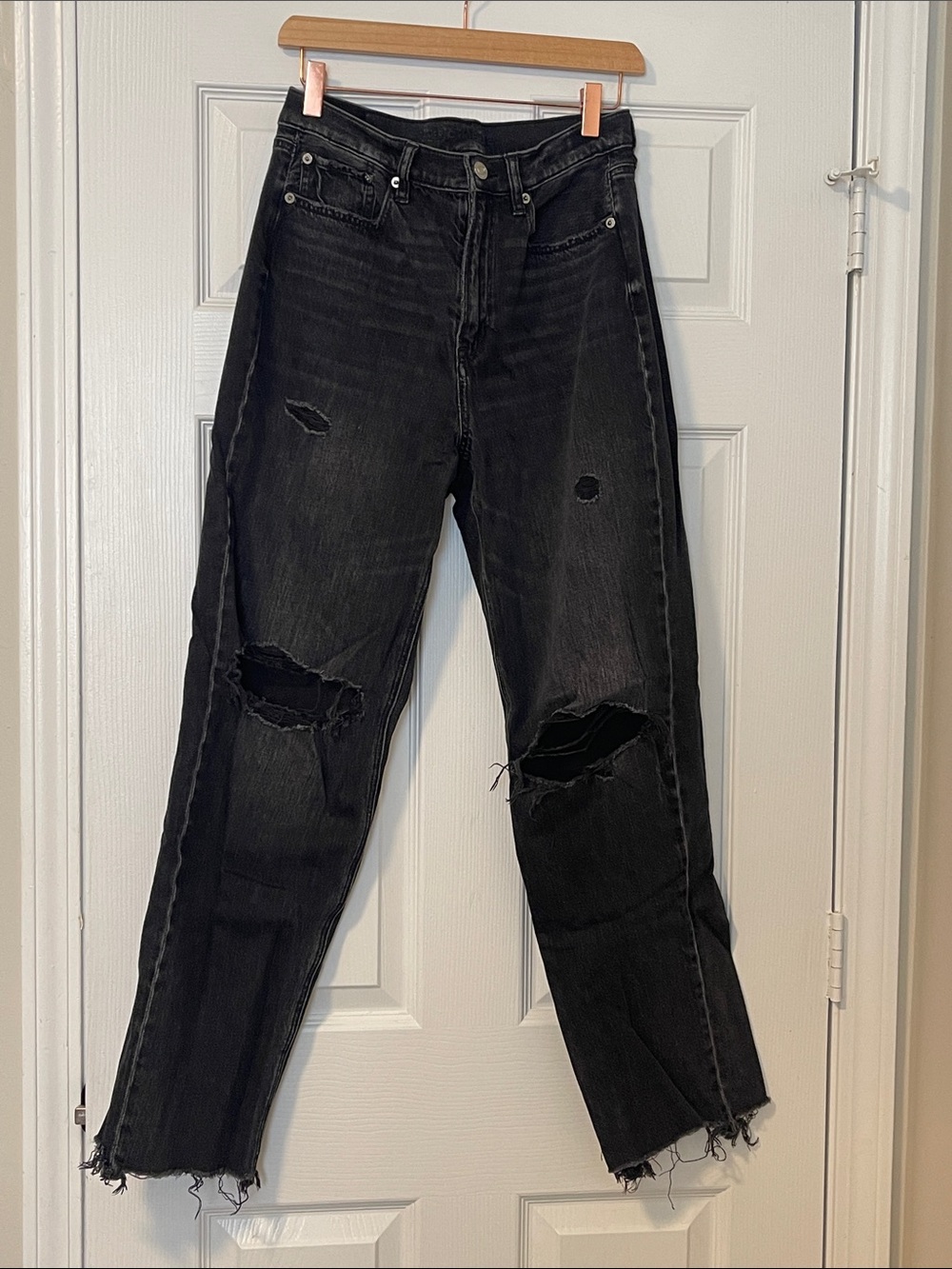 Black Distressed Womens Jeans - Super Hi-Rise Baggy Straight Strigid